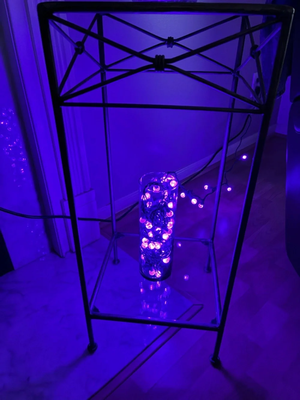 Philips Purple Faceted Sphere 60 Bulb Lights LED Green Holiday Indoor Outdoor